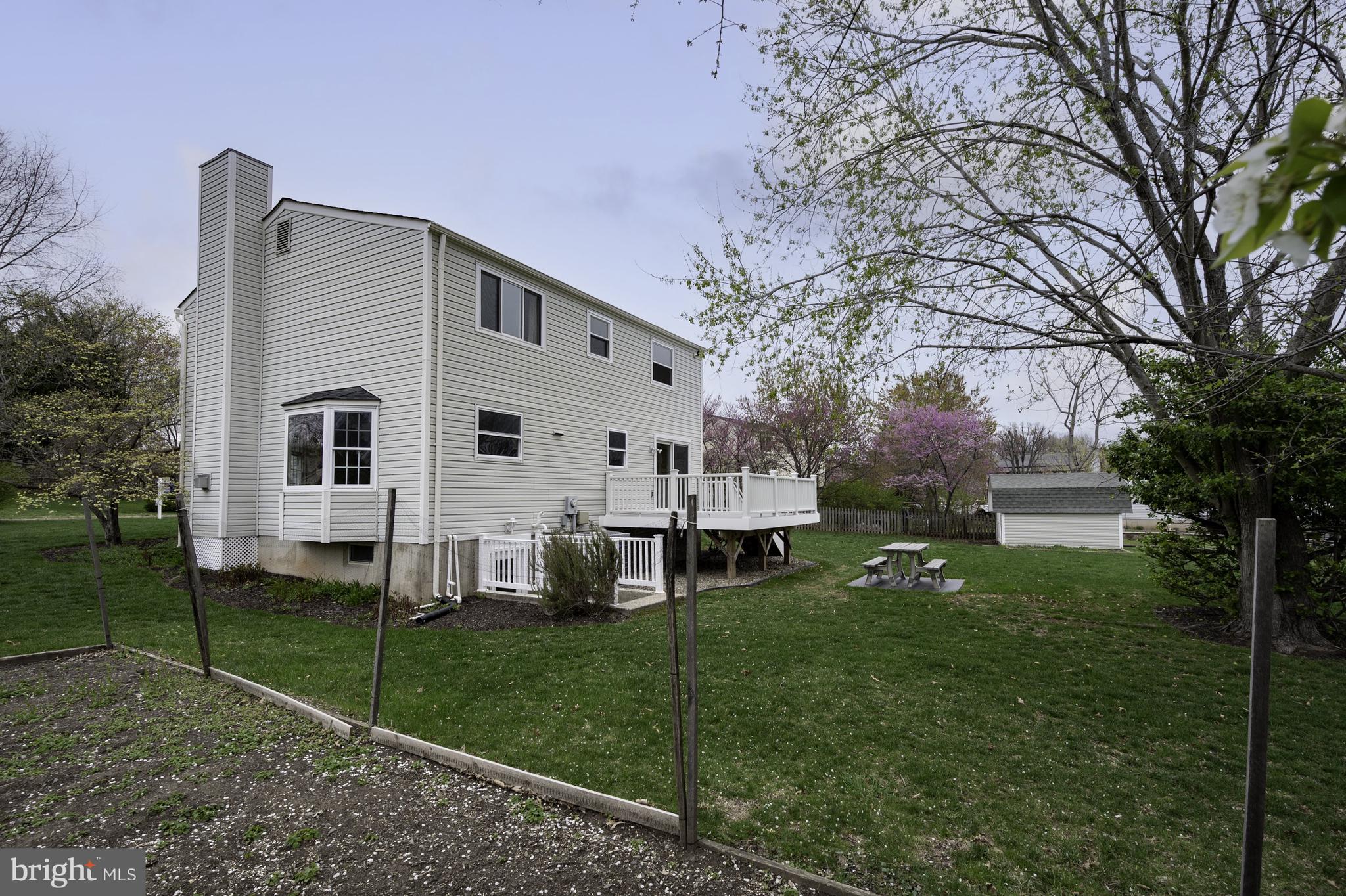 4417 Cub Run Road Chantilly, VA 20151 - Photo 40 of 57 a view of a house with backyard