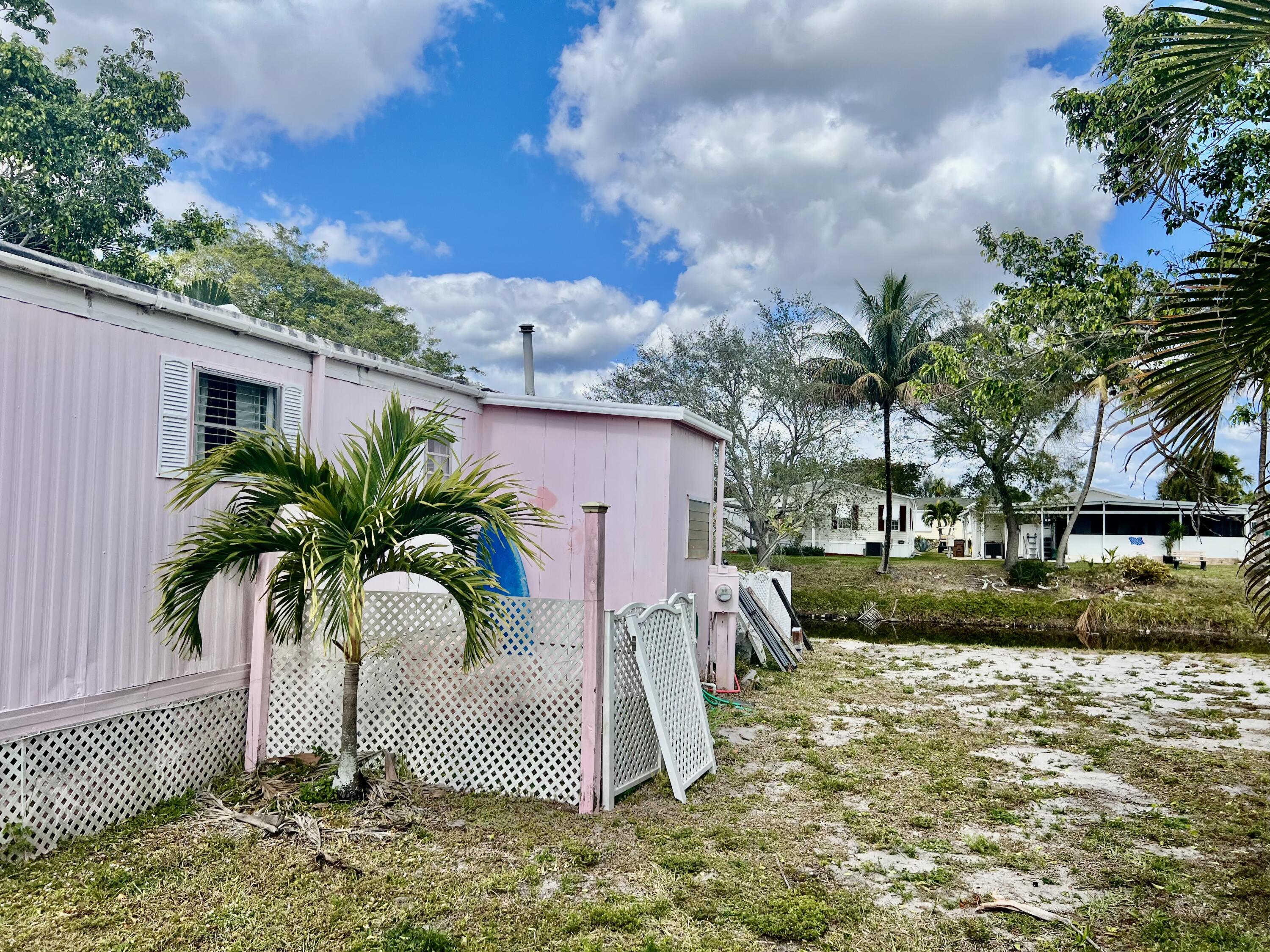 305 Northwest 50th Court Pompano Beach, FL 33064 - Photo 8 of 26 IMG_0686