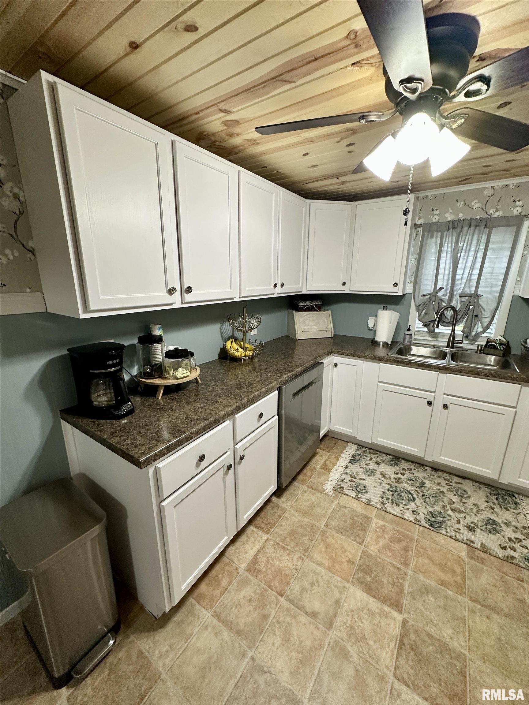 200 State Street Concord, IL 62631 - Photo 24 of 52