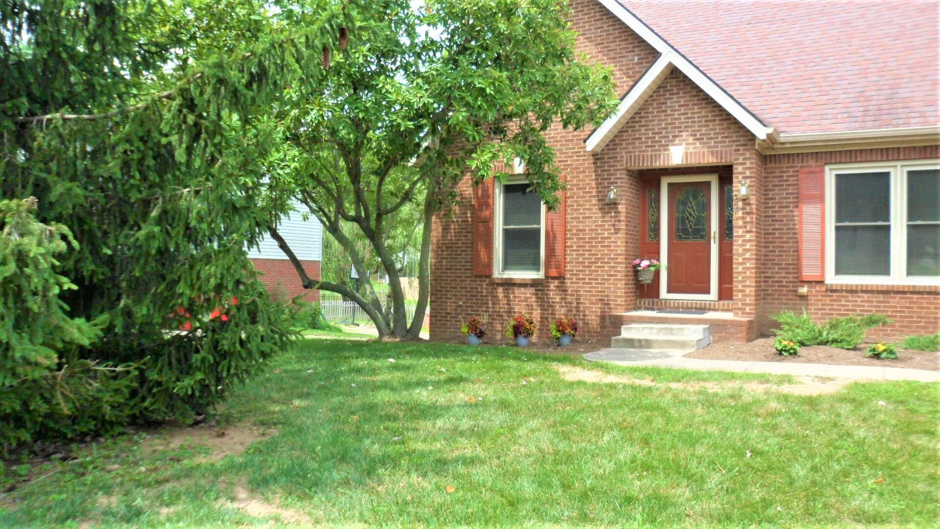 220 Wickliffe Road Frankfort, KY 40601 - Photo 49 of 61 side yard