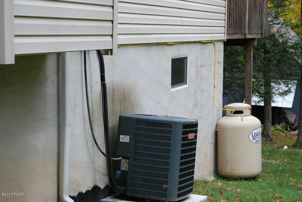 1020 Tomahawk Road Lake Ariel, PA 18436 - Photo 26 of 34 AC UNIT