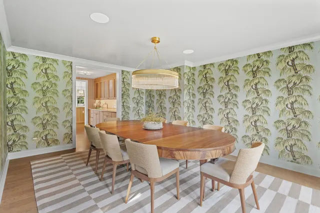 $3,390,000 | 590 Briar Lane, Northfield, IL 60093