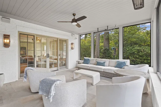 $3,390,000 | 590 Briar Lane, Northfield, IL 60093