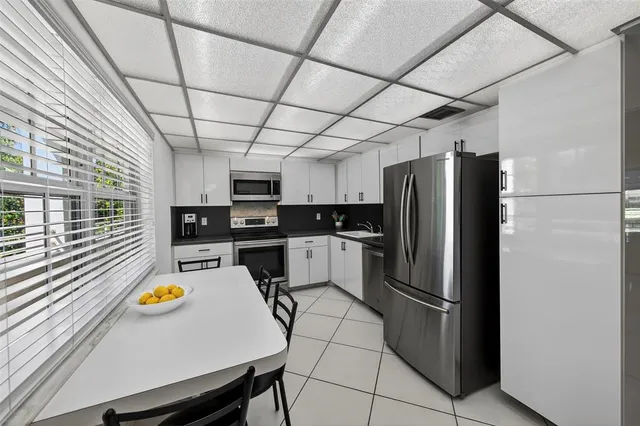 $260,000 | 808 Cypress Boulevard, Unit 203, Pompano Beach, FL 33069