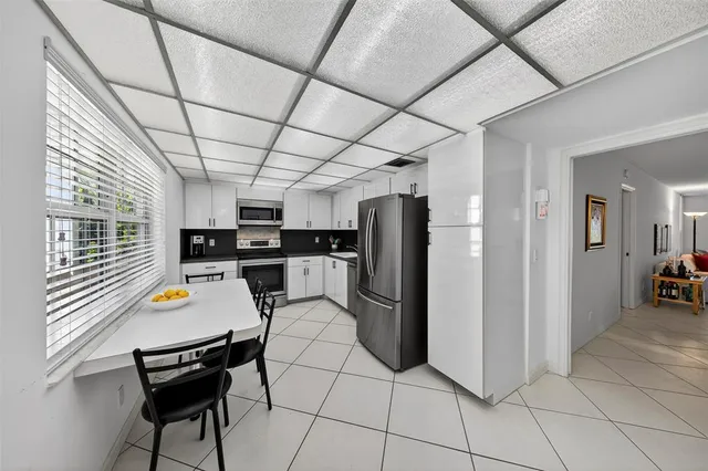 $260,000 | 808 Cypress Boulevard, Unit 203, Pompano Beach, FL 33069