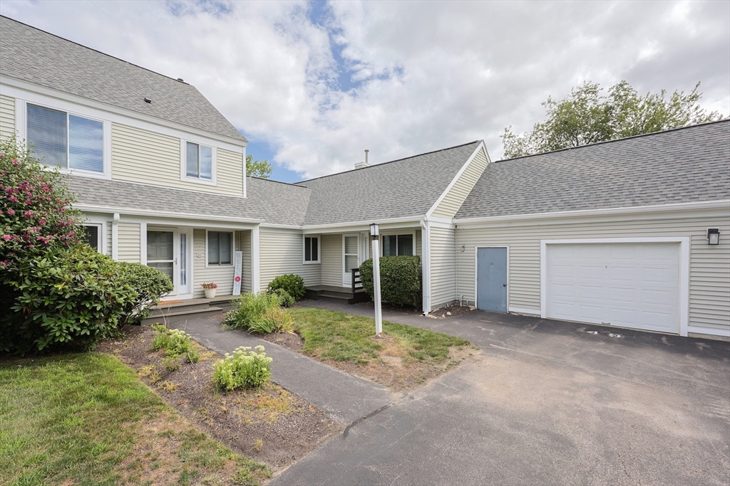 49 Stone Ridge Road, Unit 49 Franklin, MA 02038 - Photo 1 of 33 Gallery Image 1