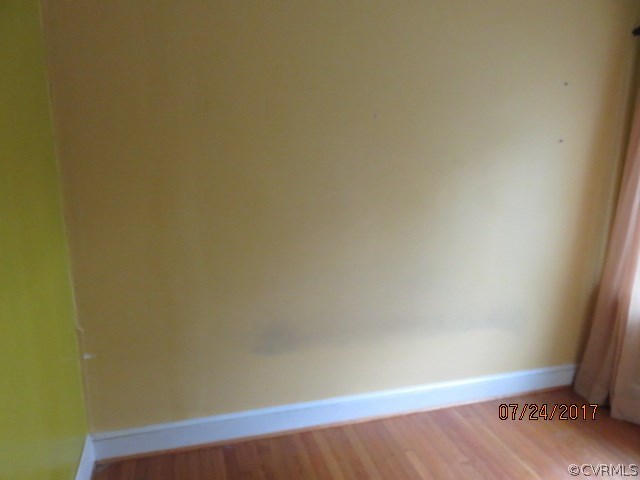 734 Hampton Road Petersburg, VA 23805 - Photo 29 of 34 734 Hampton Rd - Bedroom 3B