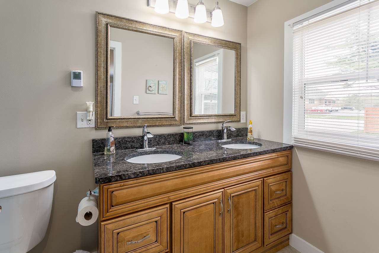 2595 North Three Mile Road Traverse City, MI 49686 - Photo 16 of 40 1831389-15.JPG