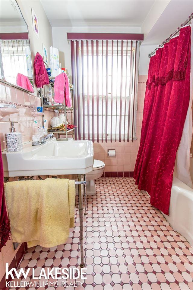 20209 Lichfield Road Detroit, MI 48221 - Photo 17 of 19