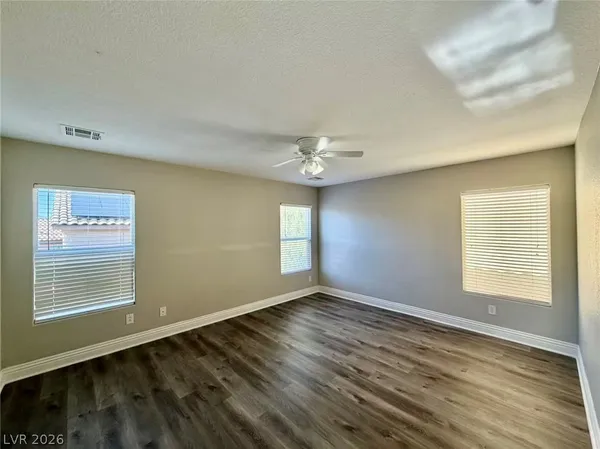 $2,050 | 600 Belsay Castle Court, Las Vegas, NV 89178
