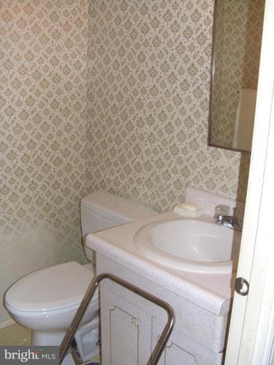 11712 Smoketree Road Potomac, MD 20854 - Photo 23 of 26 in basement