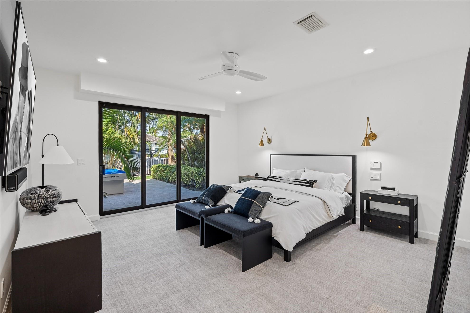 2325 Northeast 28th Street Lighthouse Point, FL 33064 - Photo 22 of 47 Photo 22