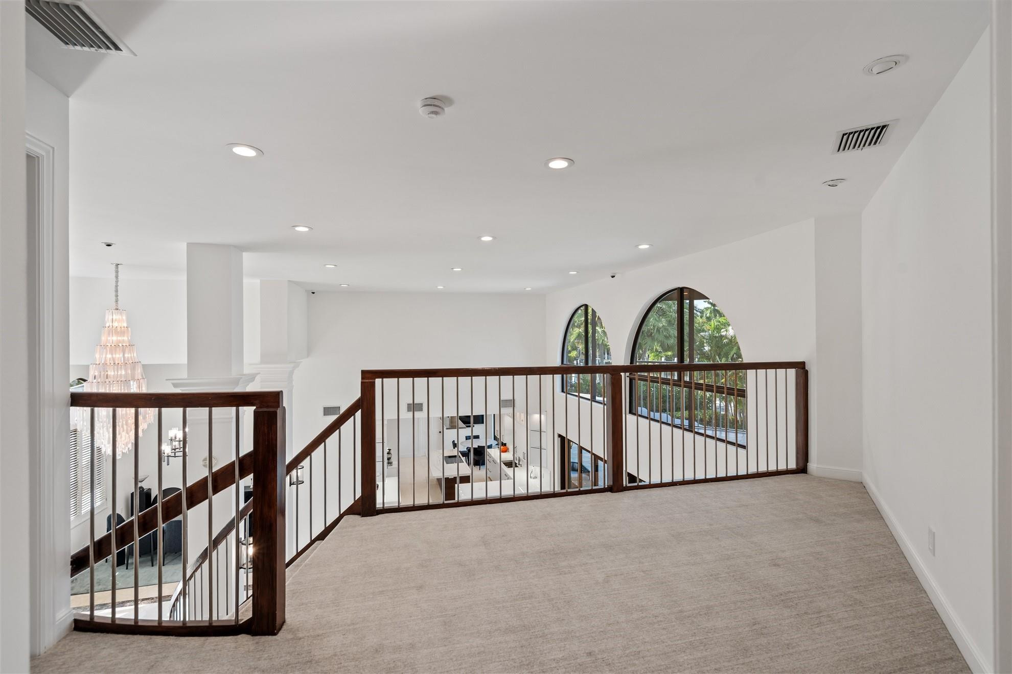 2325 Northeast 28th Street Lighthouse Point, FL 33064 - Photo 29 of 47 Photo 29