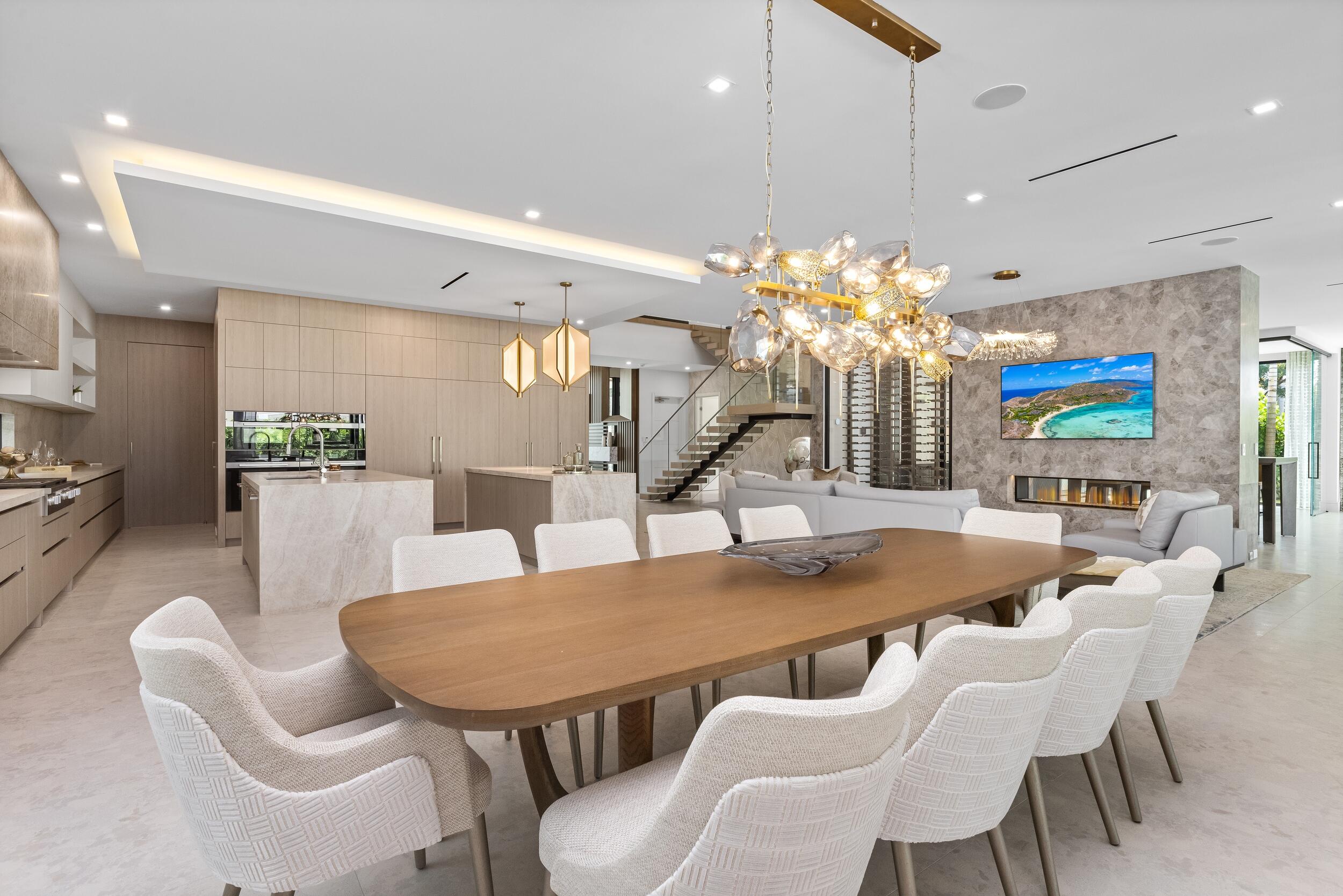 217 Thatch Palm Drive Boca Raton, FL 33432 - Photo 16 of 78 Dining