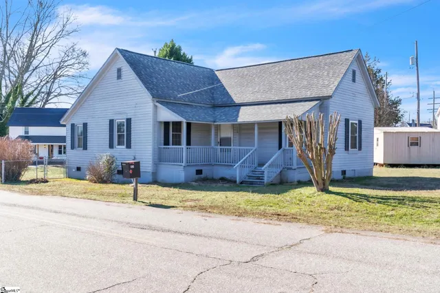 $170,000 | 116 Murray Street, Pelzer, SC 29669