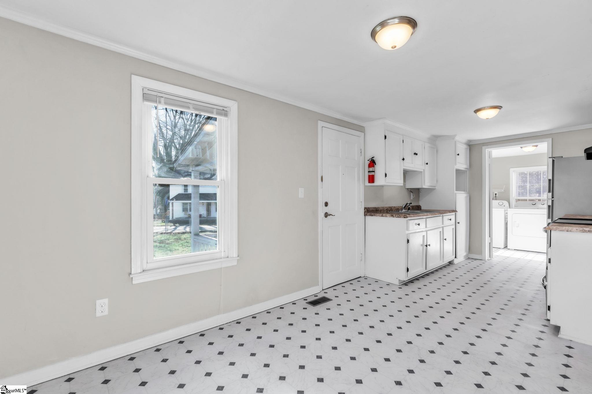 116 Murray Street Pelzer, SC 29669 - Photo 5 of 20