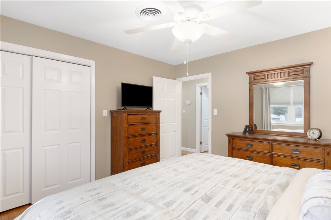 105 Coldbrook Drive Cranston, RI 02920 - Photo 19 of 33