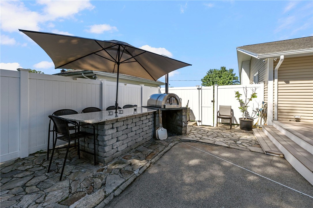 105 Coldbrook Drive Cranston, RI 02920 - Photo 30 of 33