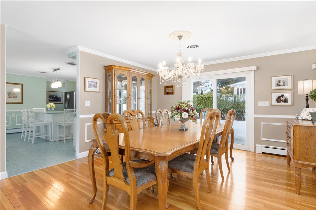 105 Coldbrook Drive Cranston, RI 02920 - Photo 7 of 33