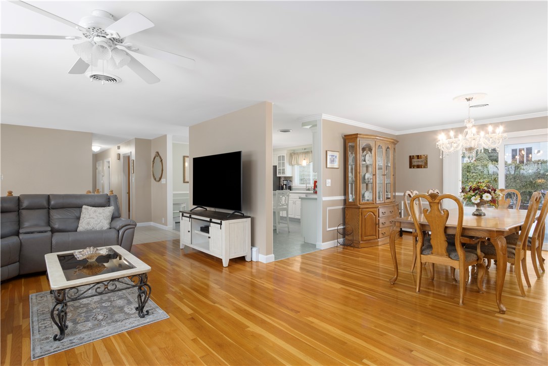 105 Coldbrook Drive Cranston, RI 02920 - Photo 9 of 33