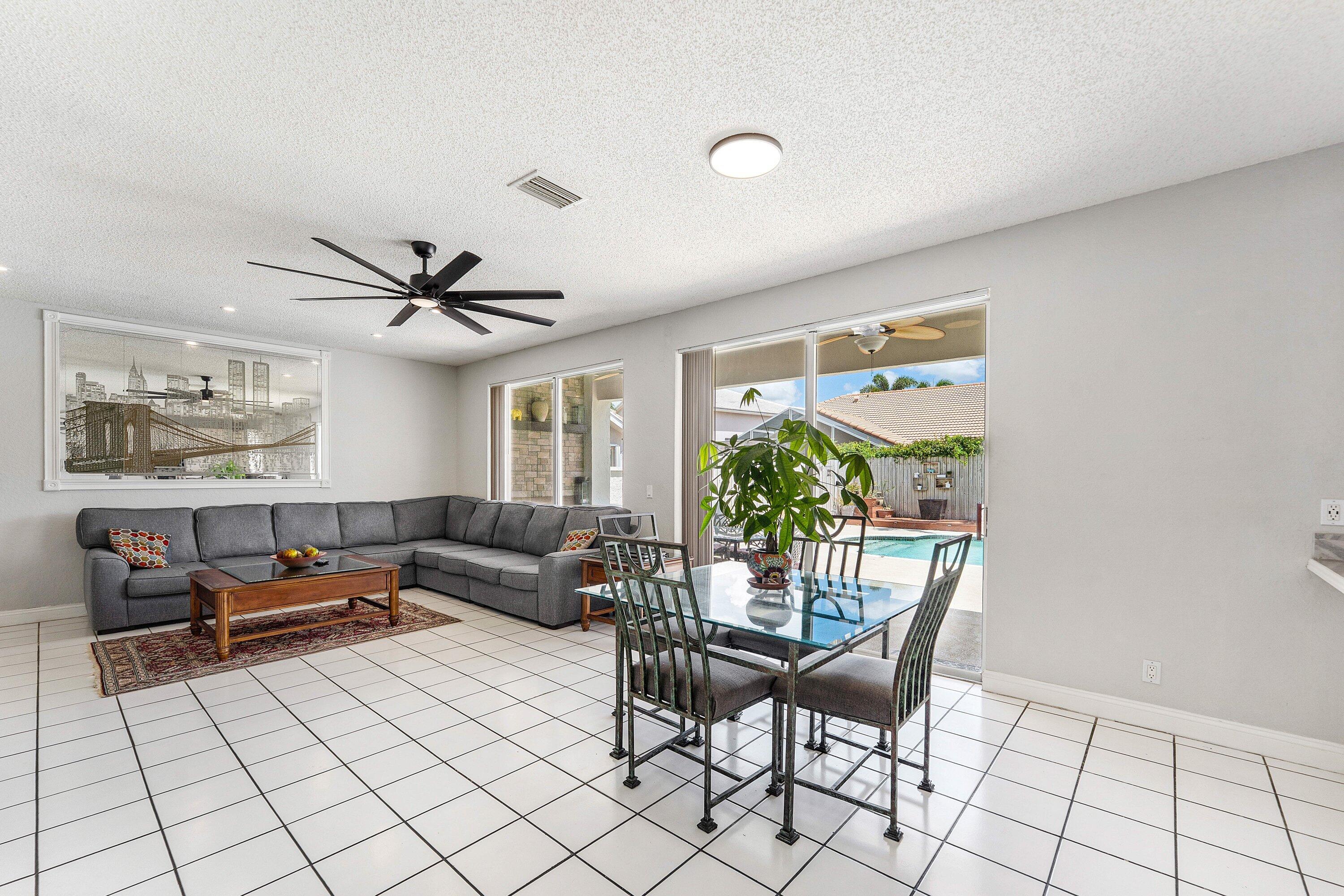 18250 Blue Lake Way Boca Raton, FL 33498 - Photo 14 of 50 Kitchen