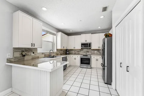 $759,900 | 18250 Blue Lake Way, Boca Raton, FL 33498