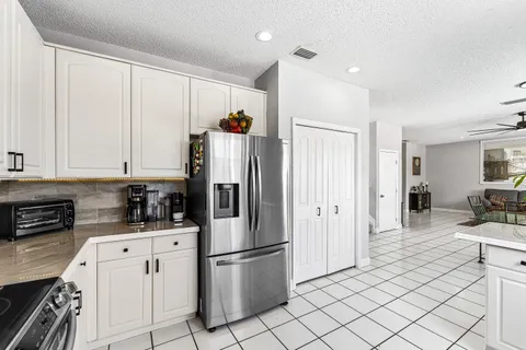 $759,900 | 18250 Blue Lake Way, Boca Raton, FL 33498
