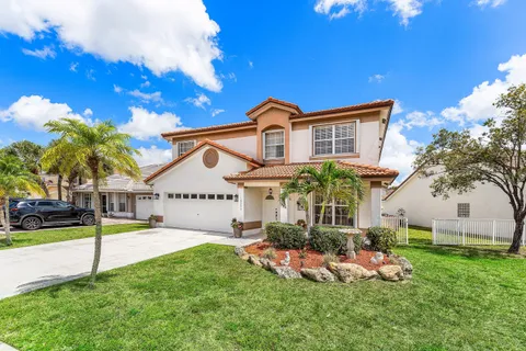 $759,900 | 18250 Blue Lake Way, Boca Raton, FL 33498