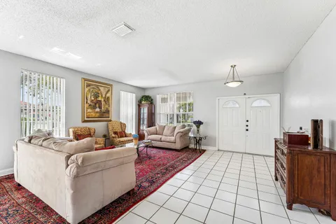 $759,900 | 18250 Blue Lake Way, Boca Raton, FL 33498