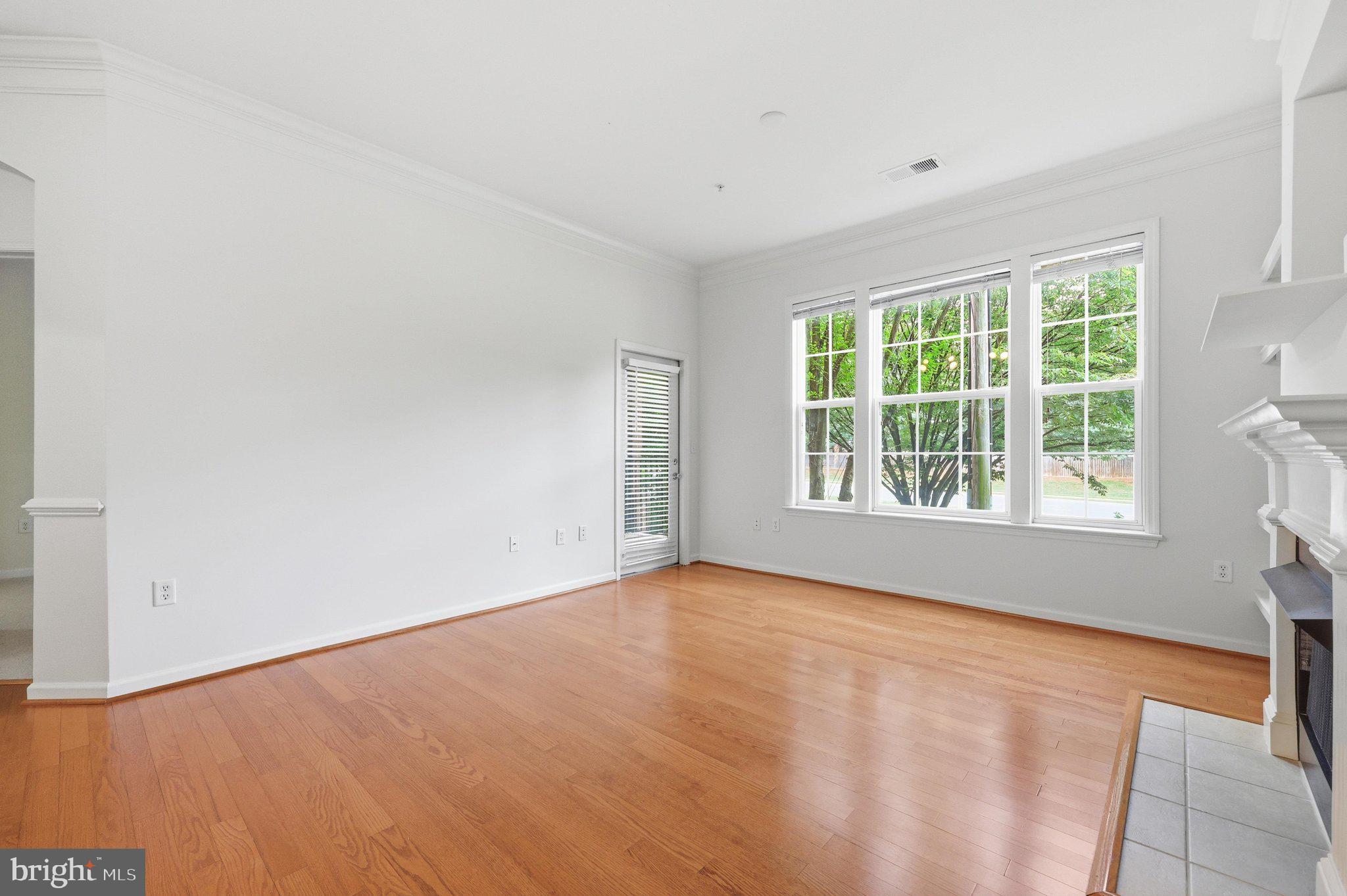 7 Booth Street, Unit 110 Gaithersburg, MD 20878 - Photo 17 of 50