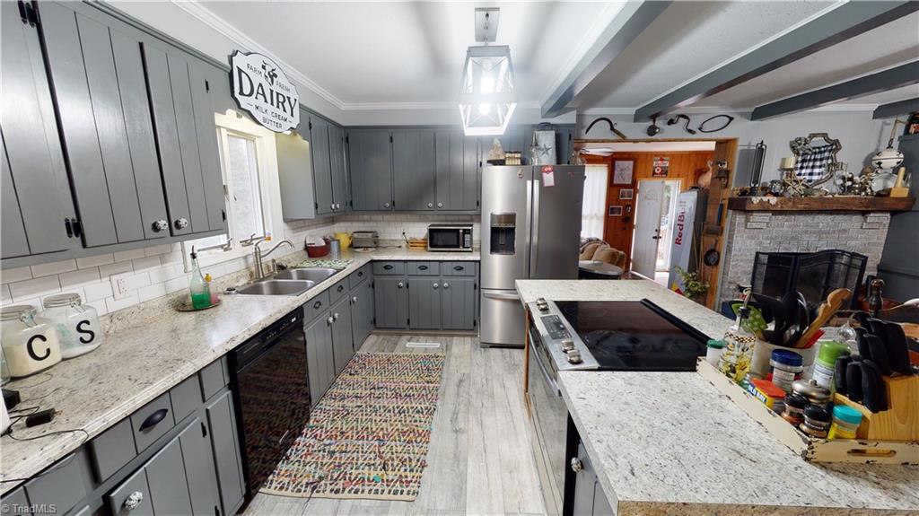 163 Miller Road Mount Airy, NC 27030 - Photo 3 of 15 Gallery Image 3