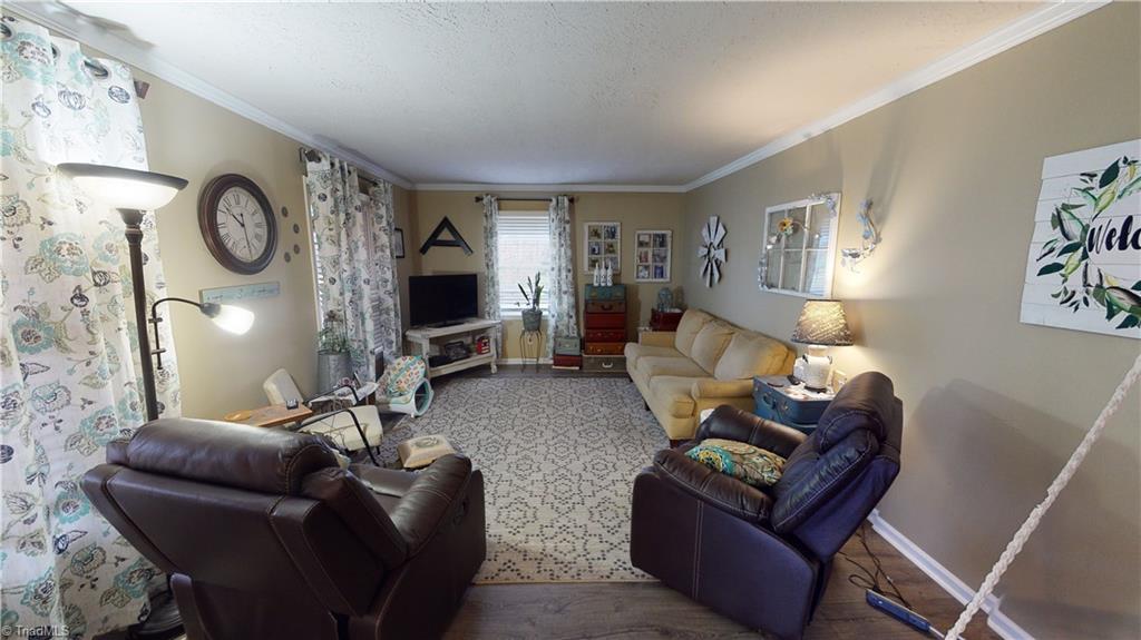 163 Miller Road Mount Airy, NC 27030 - Photo 5 of 15 Gallery Image 5