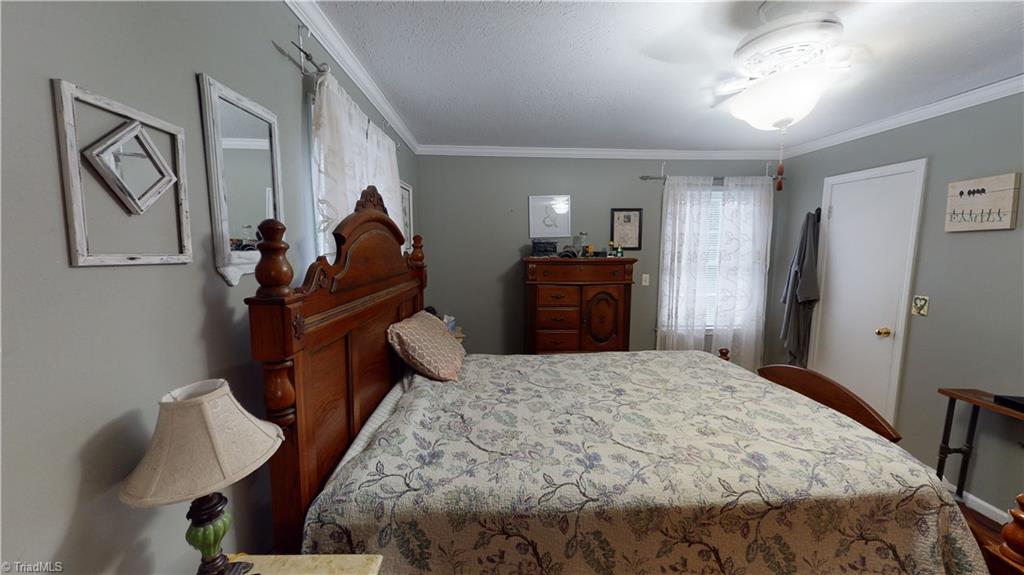 163 Miller Road Mount Airy, NC 27030 - Photo 8 of 15 Gallery Image 8