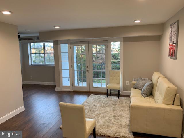 7089 Spring Garden Drive, Unit 103 Springfield, VA 22150 - Photo 2 of 15