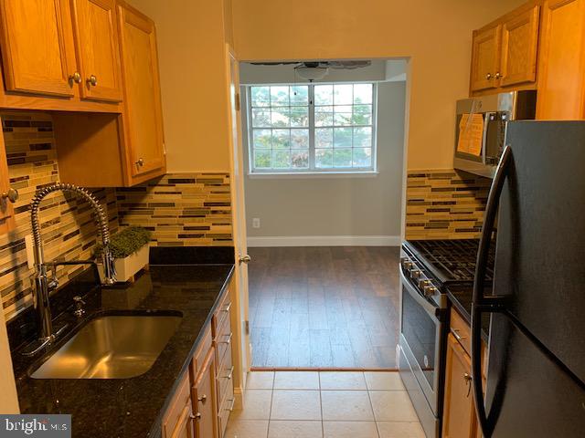 7089 Spring Garden Drive, Unit 103 Springfield, VA 22150 - Photo 6 of 15