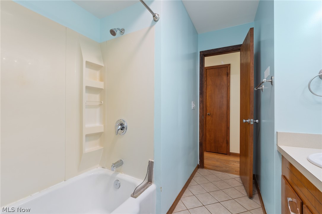 5675 Myers Road New Franklin, OH 44319 - Photo 28 of 39 Gallery Image 28