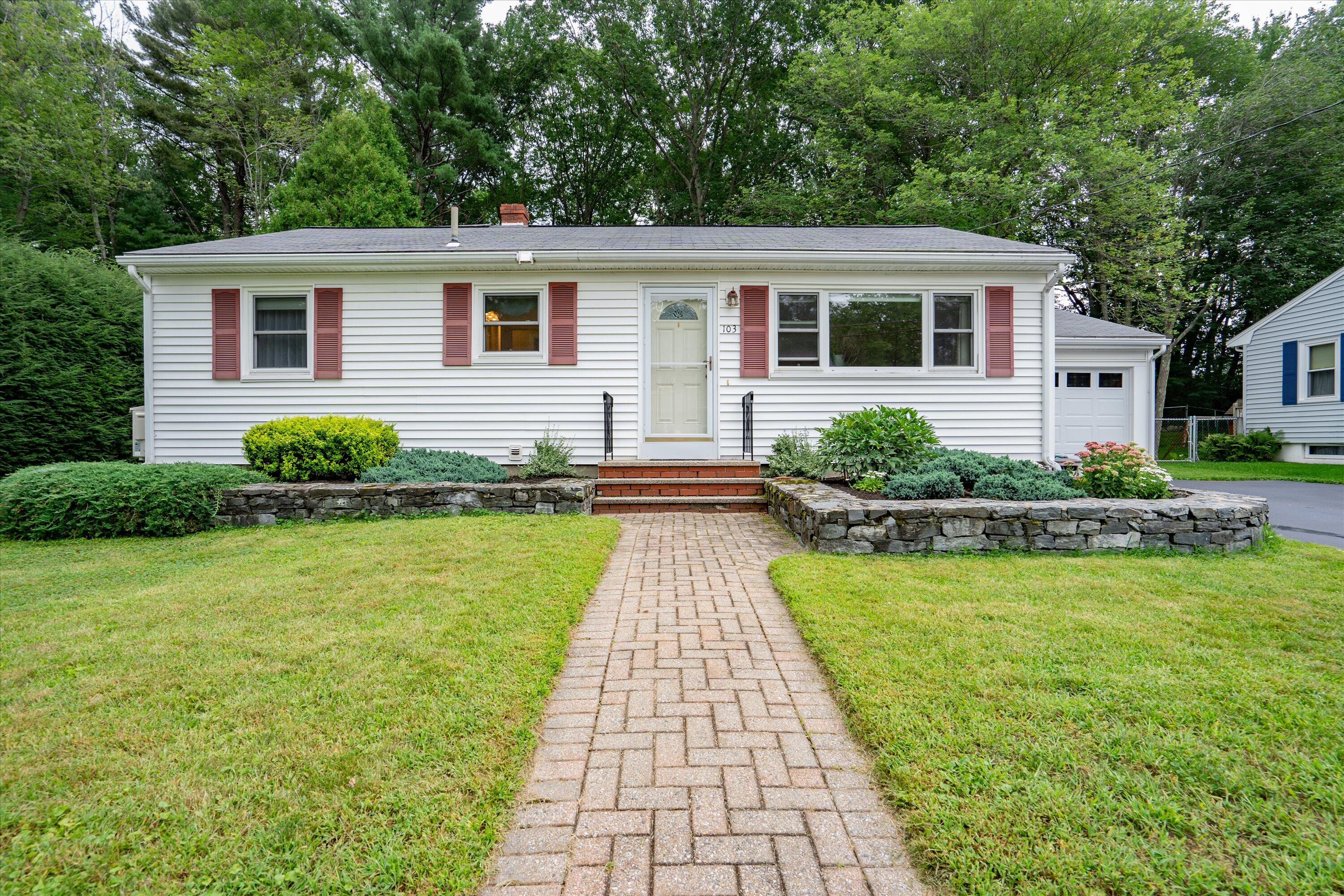103 Coach Road South Portland, ME 04106 - Photo 9 of 40 02-DSC01575