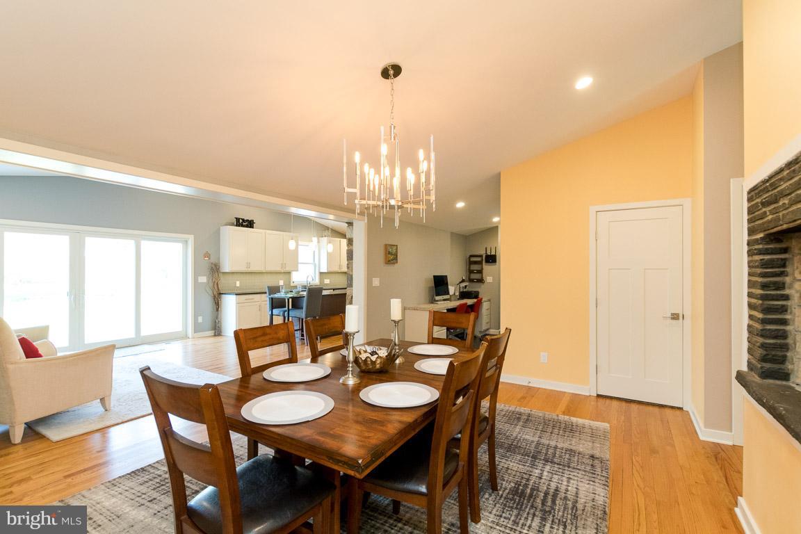550 Valley View Road Baltimore, MD 21286 - Photo 11 of 30 Dining Room opens to Family Room