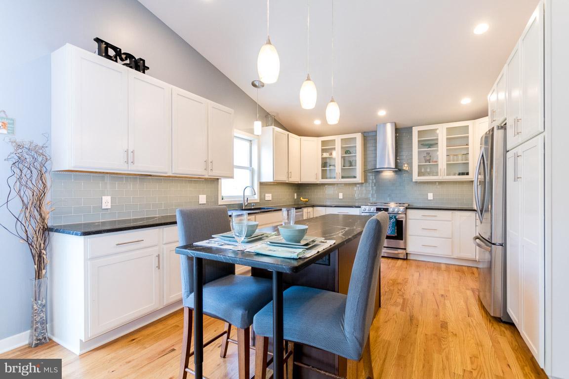 550 Valley View Road Baltimore, MD 21286 - Photo 12 of 30 Kitchen