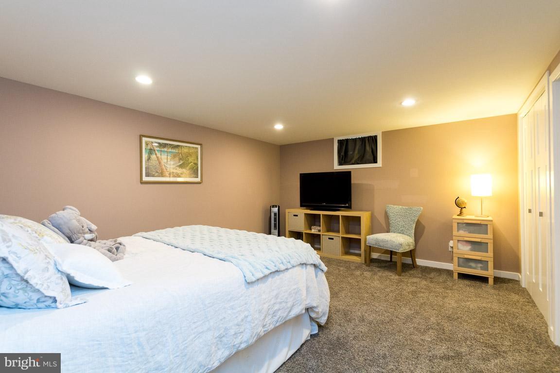 550 Valley View Road Baltimore, MD 21286 - Photo 25 of 30 4th Bedroom/office in lower level