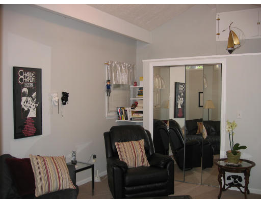 6 Earle Road Billerica, MA 01862 - Photo 10 of 14 Gallery Image 10