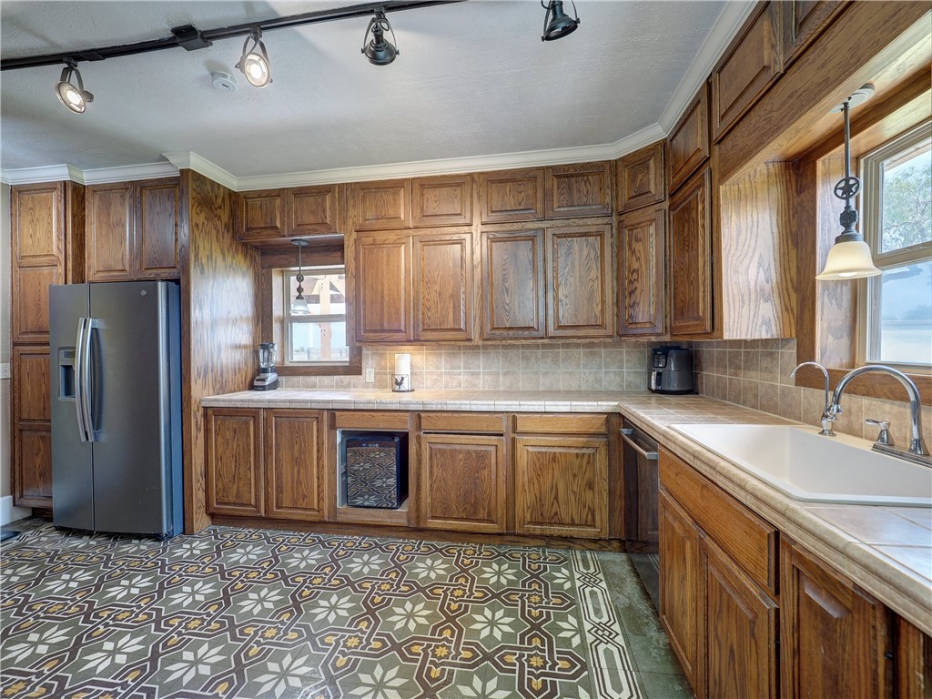 19838 County Road 1168 Mathis, TX 78368 - Photo 17 of 40 Gallery Image 17