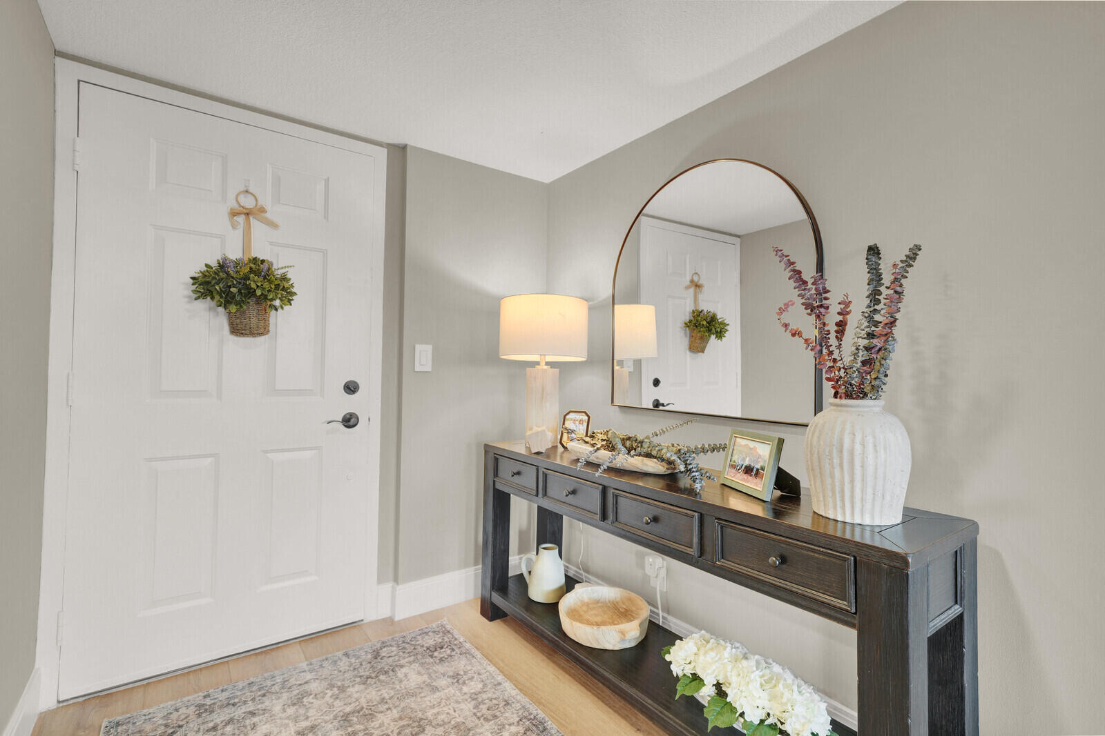 800 Jeffery Street, Unit 403 Boca Raton, FL 33487 - Photo 2 of 48 Entryway