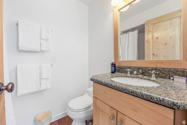 9927 Powder Run Road, Unit 10B Alta, UT 84092 - Photo 18 of 31 Bedroom 2 ensuite full bath