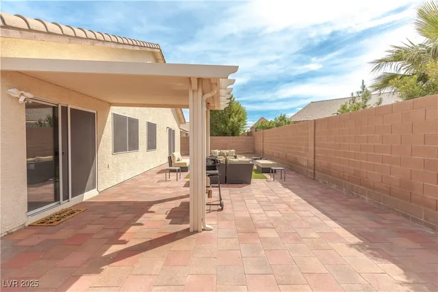 $3,200 | 4741 North Goldfield Street, North Las Vegas, NV 89031