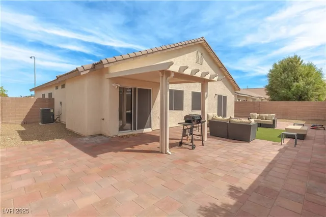 $3,200 | 4741 North Goldfield Street, North Las Vegas, NV 89031