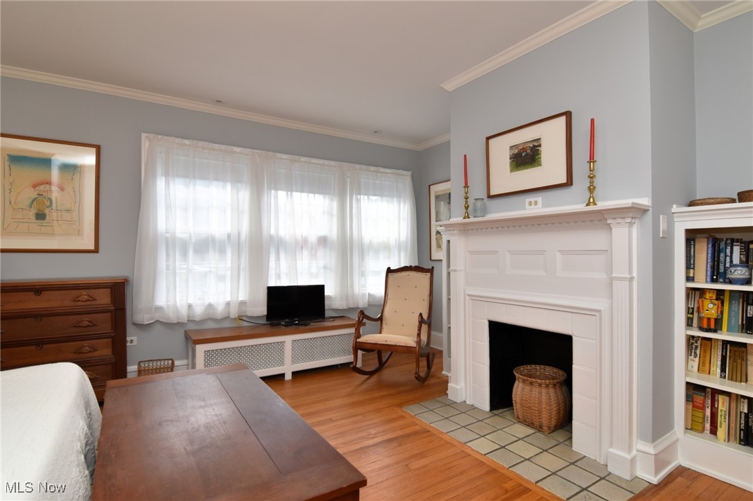 2887 Kingsley Road Shaker Heights, OH 44122 - Photo 28 of 40 It features built-in bookcases and another decorative fireplace mantel