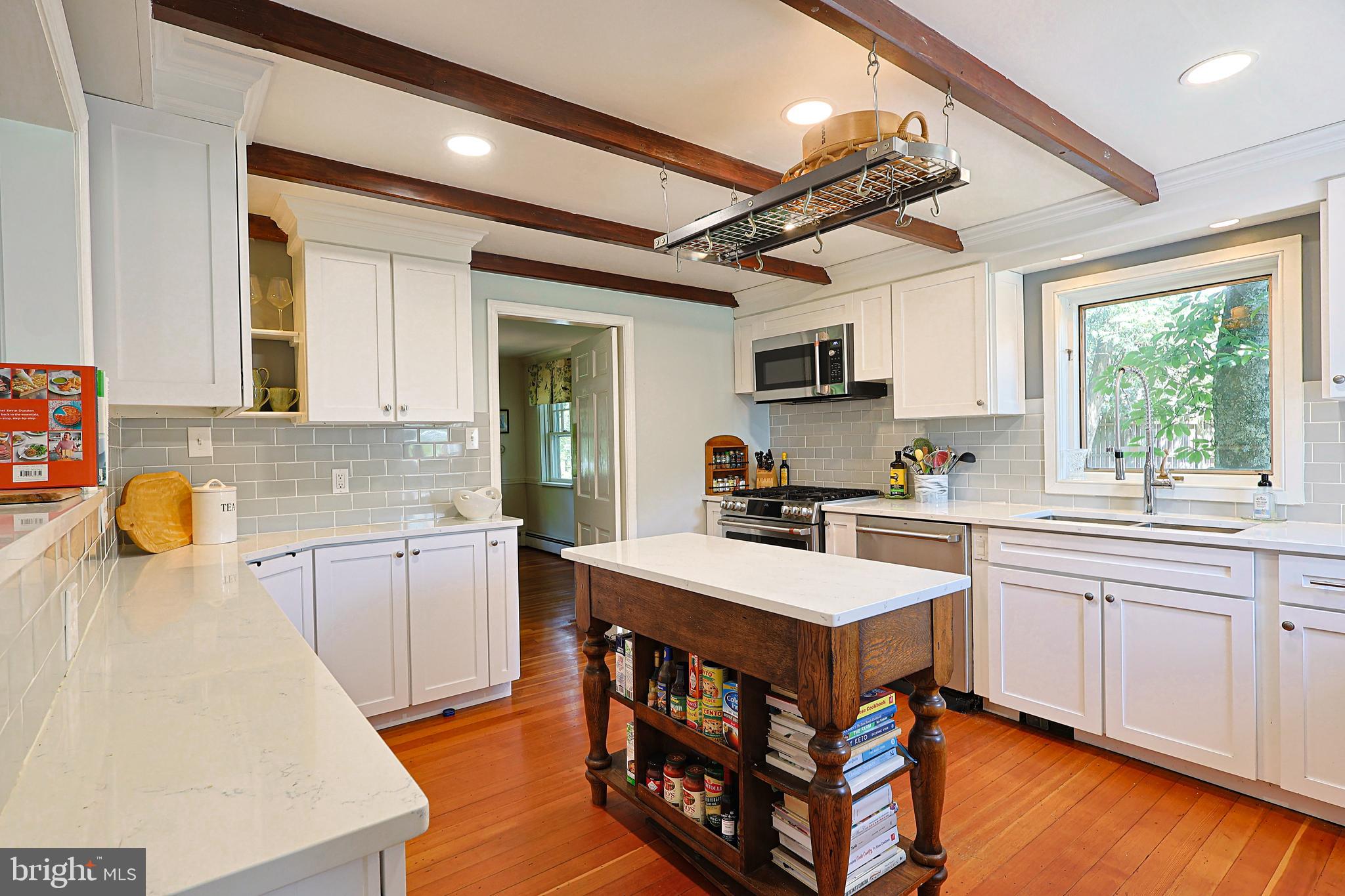 726 Forest Grove Road Furlong, PA 18925 - Photo 12 of 42 Open and bright kitchen