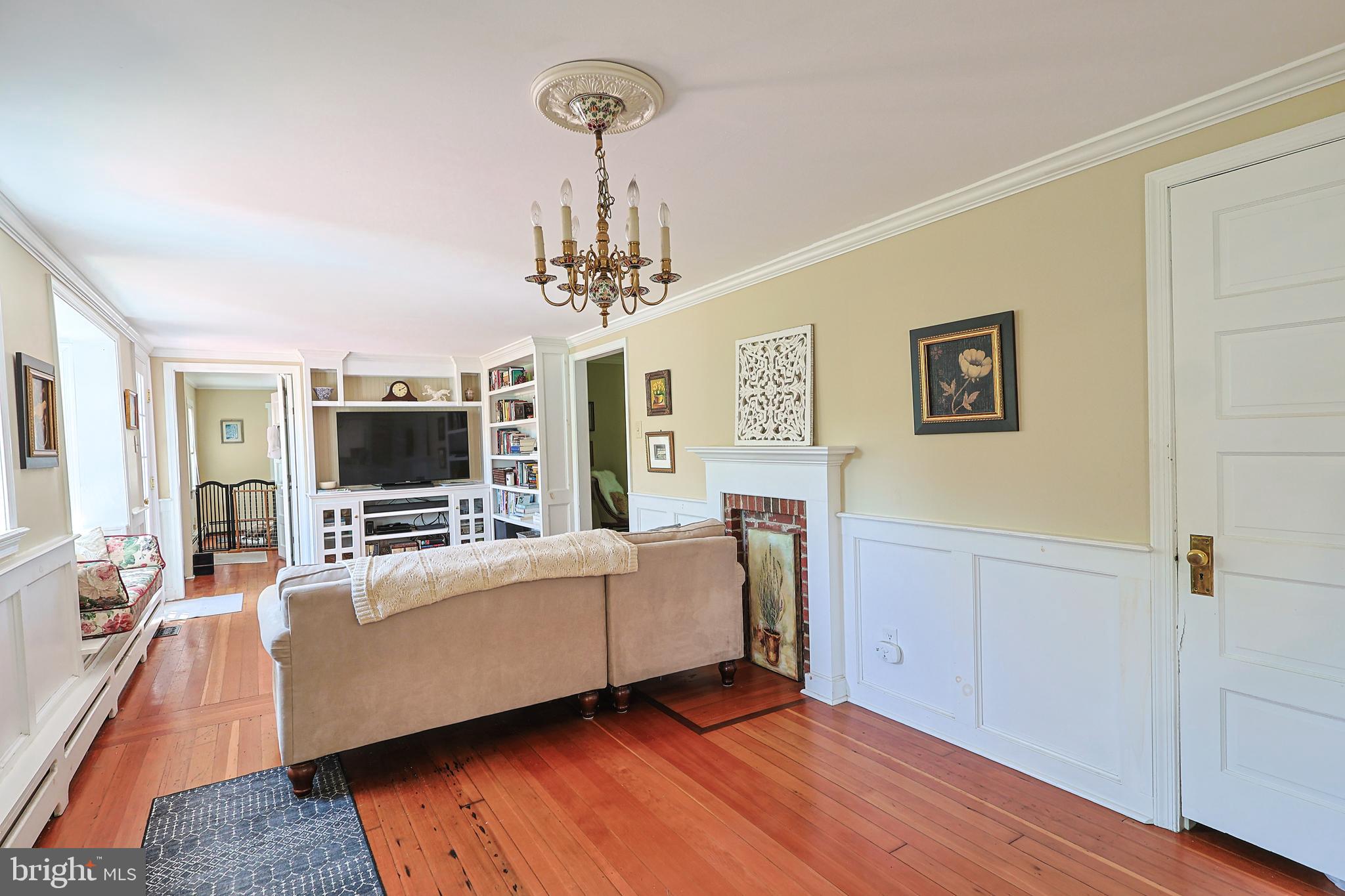 726 Forest Grove Road Furlong, PA 18925 - Photo 13 of 42 Kitchen flows into family room