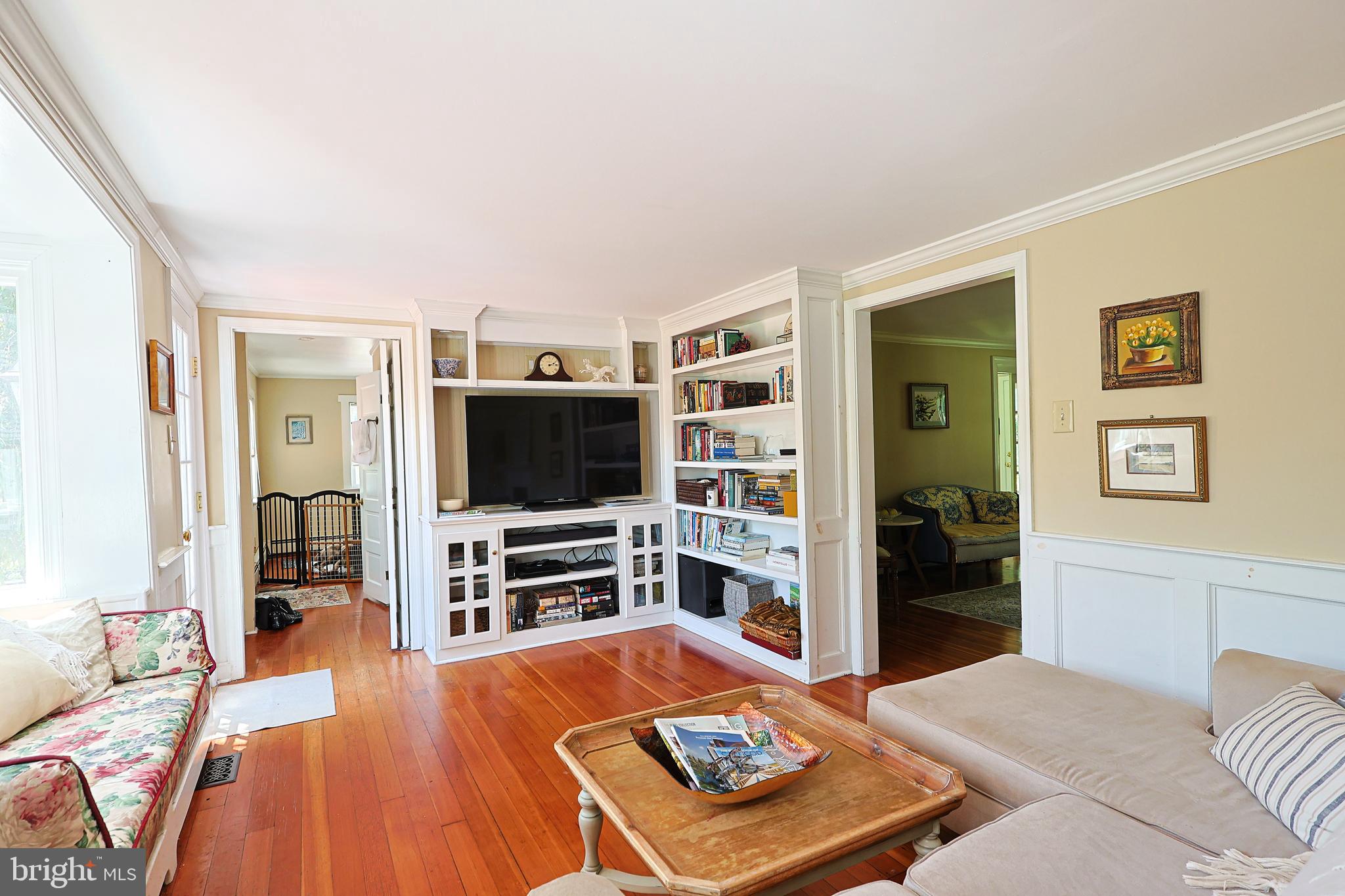 726 Forest Grove Road Furlong, PA 18925 - Photo 15 of 42 Family Room